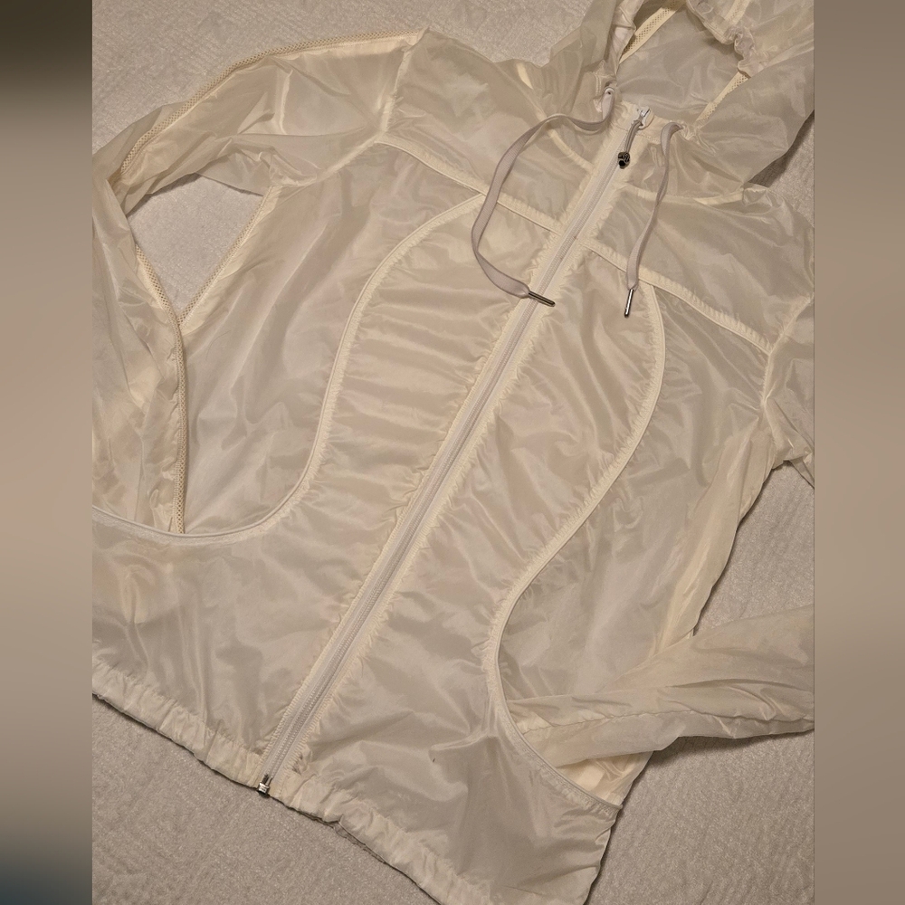 Lululemon Translucent Lightweight Hooded Jacket, Size Small